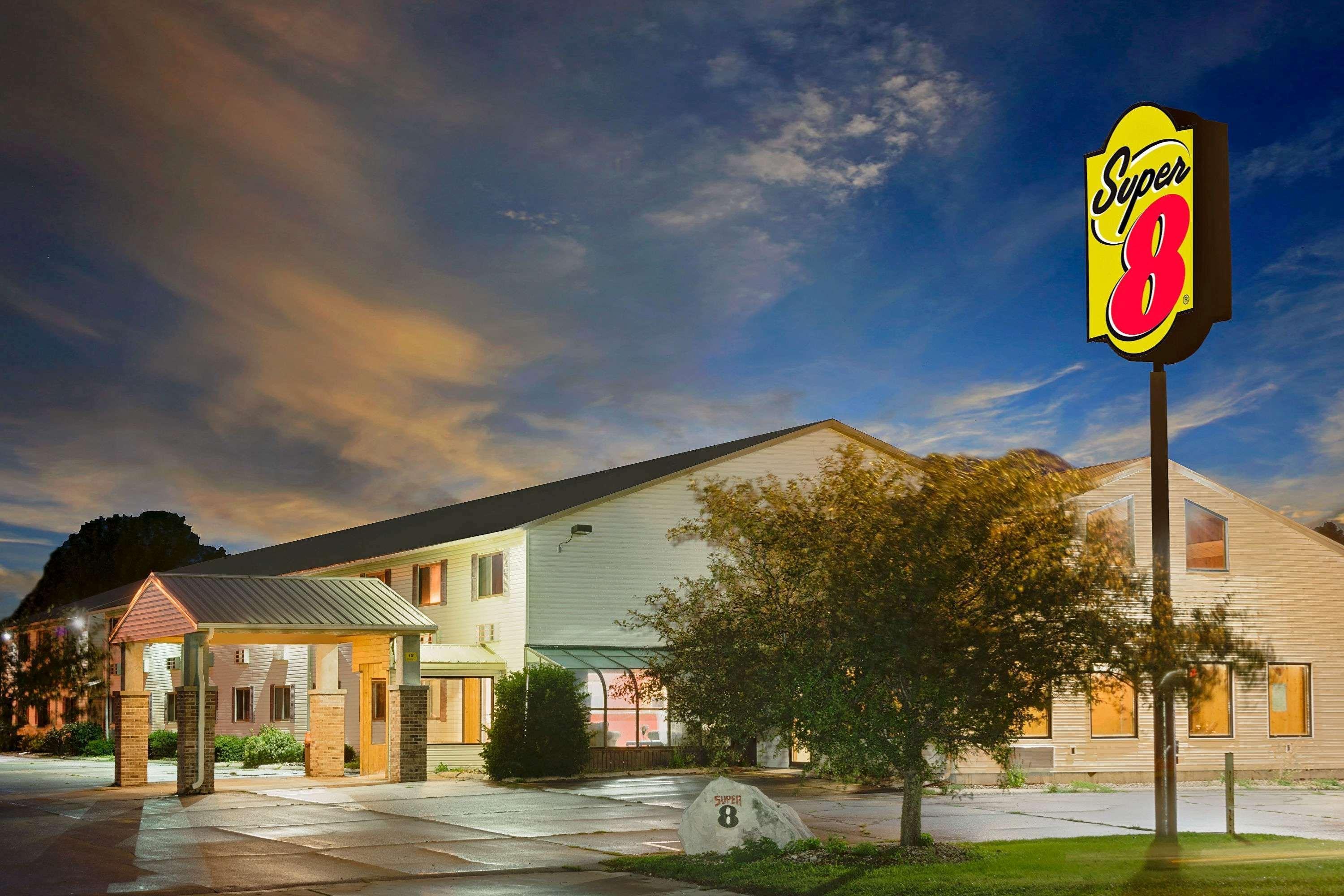 艾奥瓦福尔斯速8酒店 Iowa Falls 外观 照片